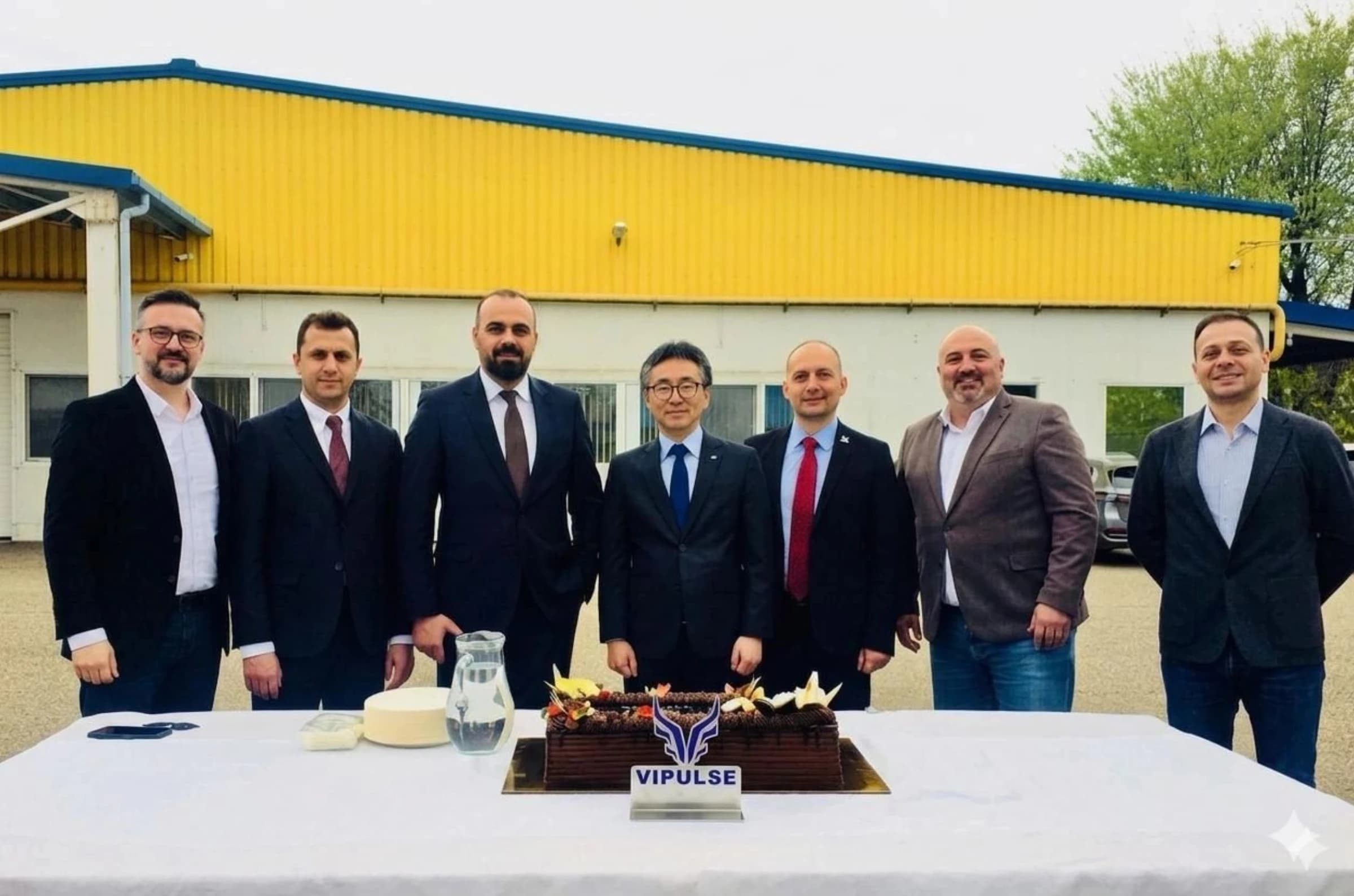 Guests and Vipulse team at the SMT line milestone celebration in Nagykőrös